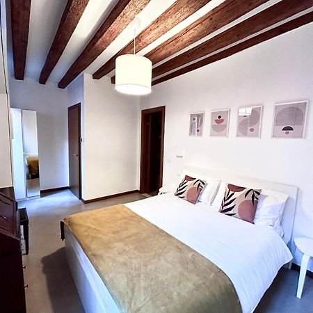 Central Flat Romantic Domus Remedio البندقية المظهر الخارجي الصورة